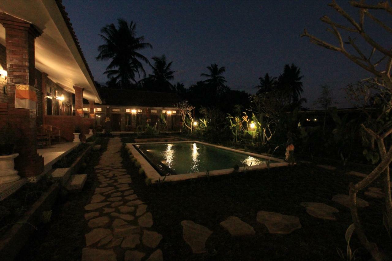 อายุนา แฟมิลี่ อูบุด Hotel ภายนอก รูปภาพ