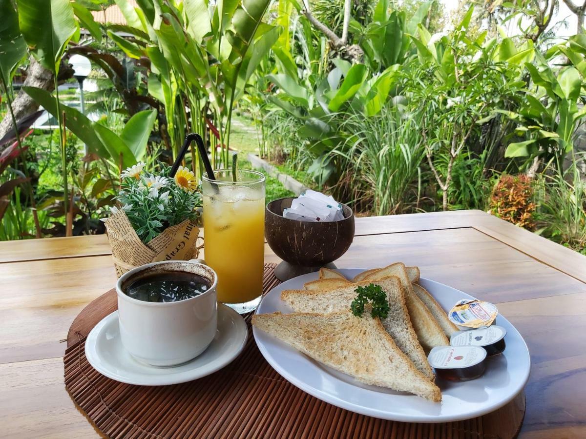 อายุนา แฟมิลี่ อูบุด Hotel ภายนอก รูปภาพ